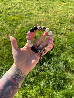 Pink, Black & Leopard Beaded Silicone Keychain Bracelet